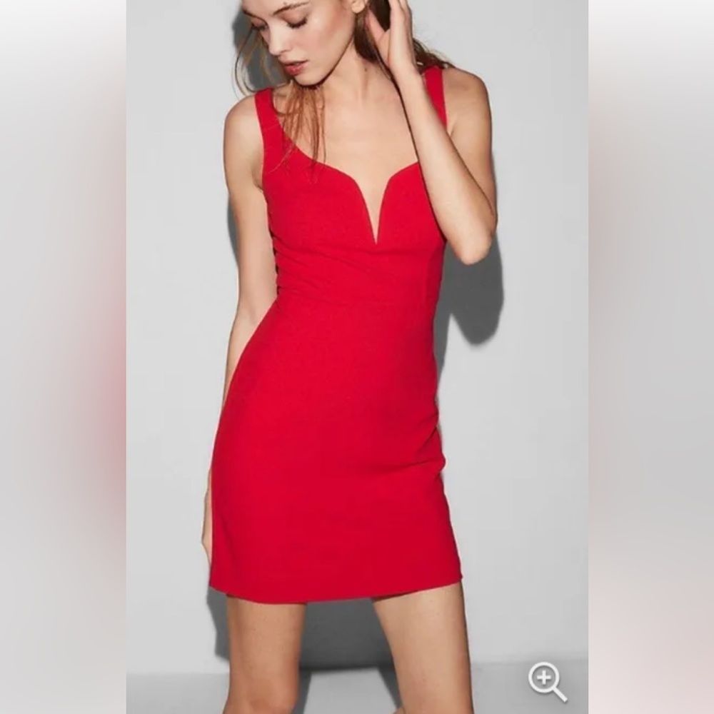 EXPRESS NWT Red Dress Semi Formal Fitted Mini Low Cut Cocktail Dress Red Size 0